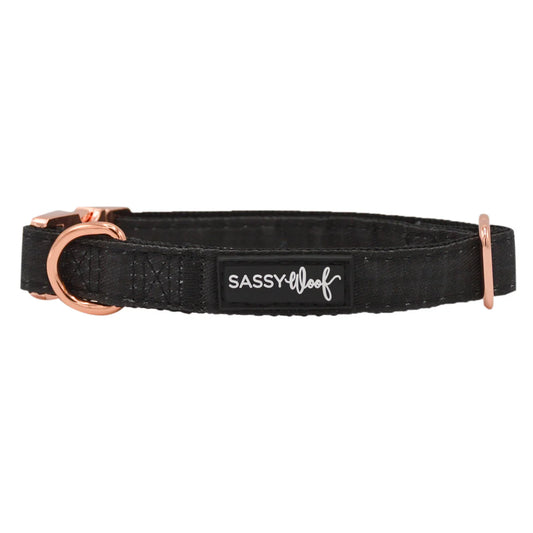 Baby got Black Collar